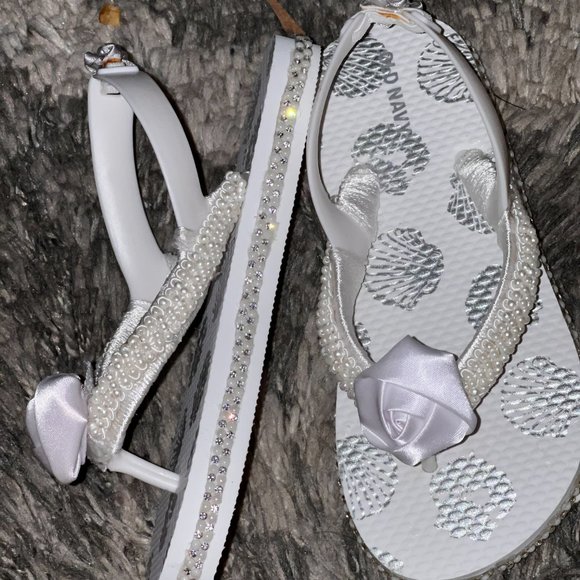 Child Flip Flops, Sliver Sea Shells, Childs Flip Flop Beach Sandal, Youth Shoes - Picture 11 of 16